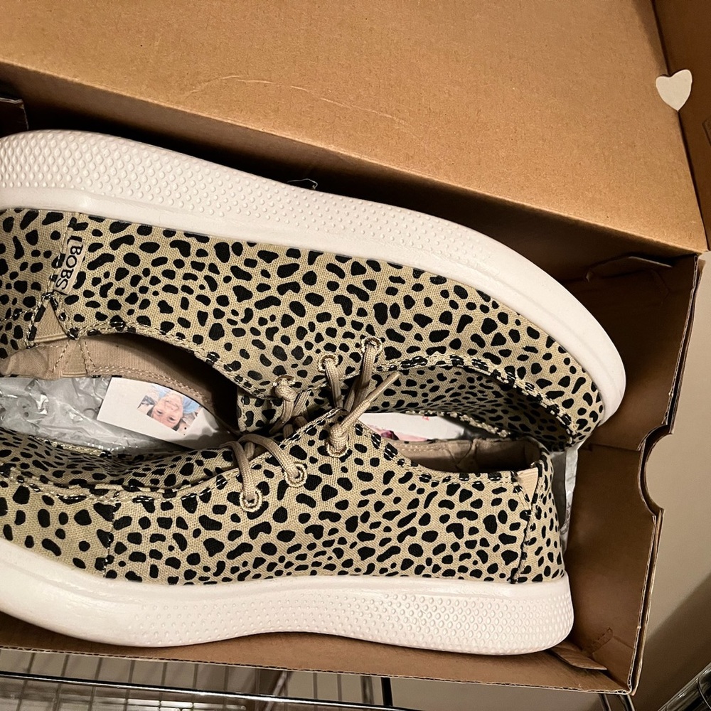 Leopard Bobs